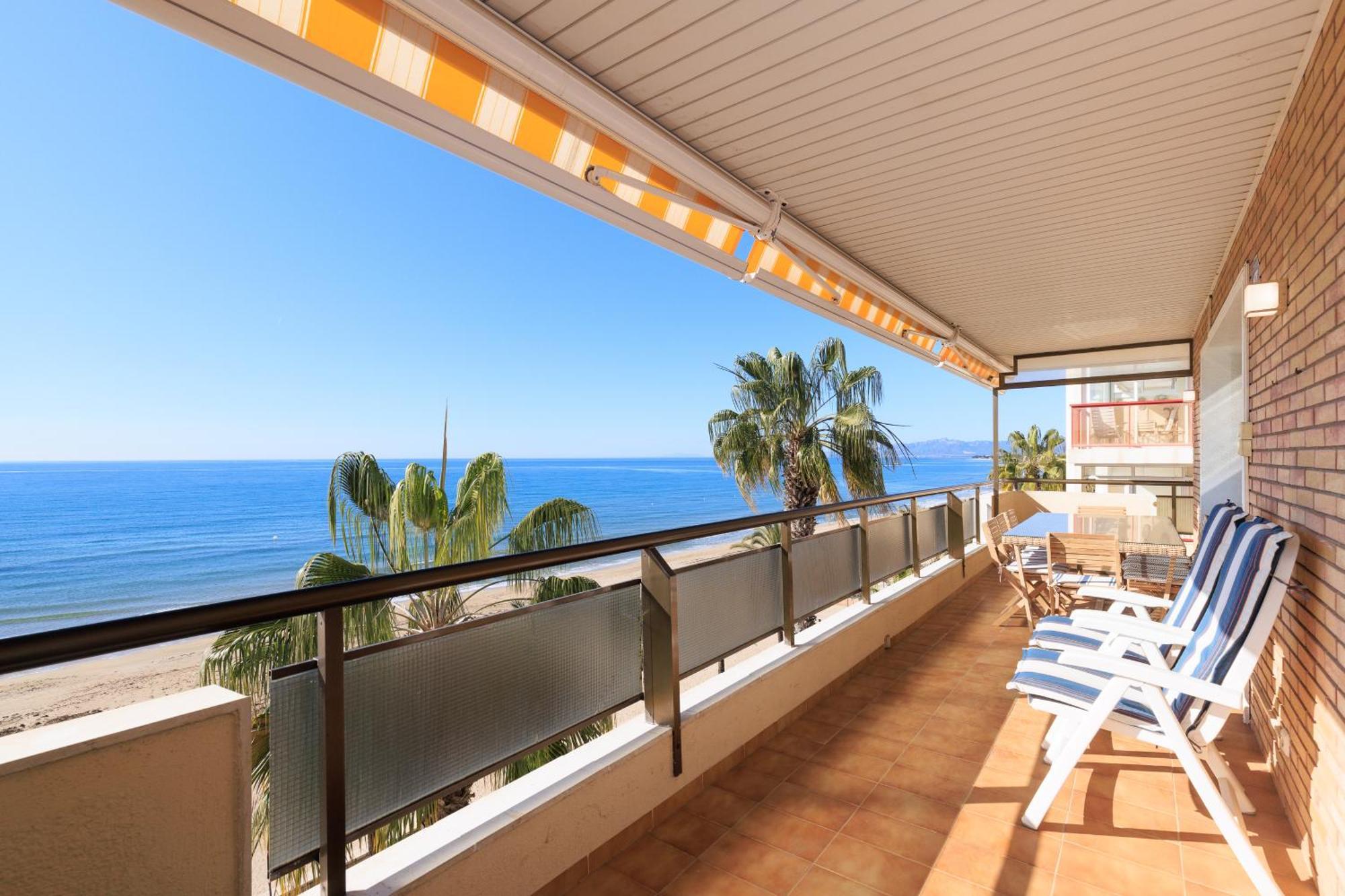 Apartmán Apartamento Para 8 Sobre El Mar Salou Exteriér fotografie